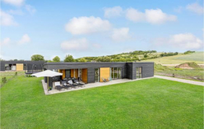 Gorgeous Home In Løgstrup With Kitchen